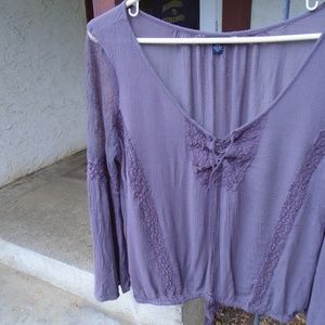 American Eagles outfitters size med. lace trim top
